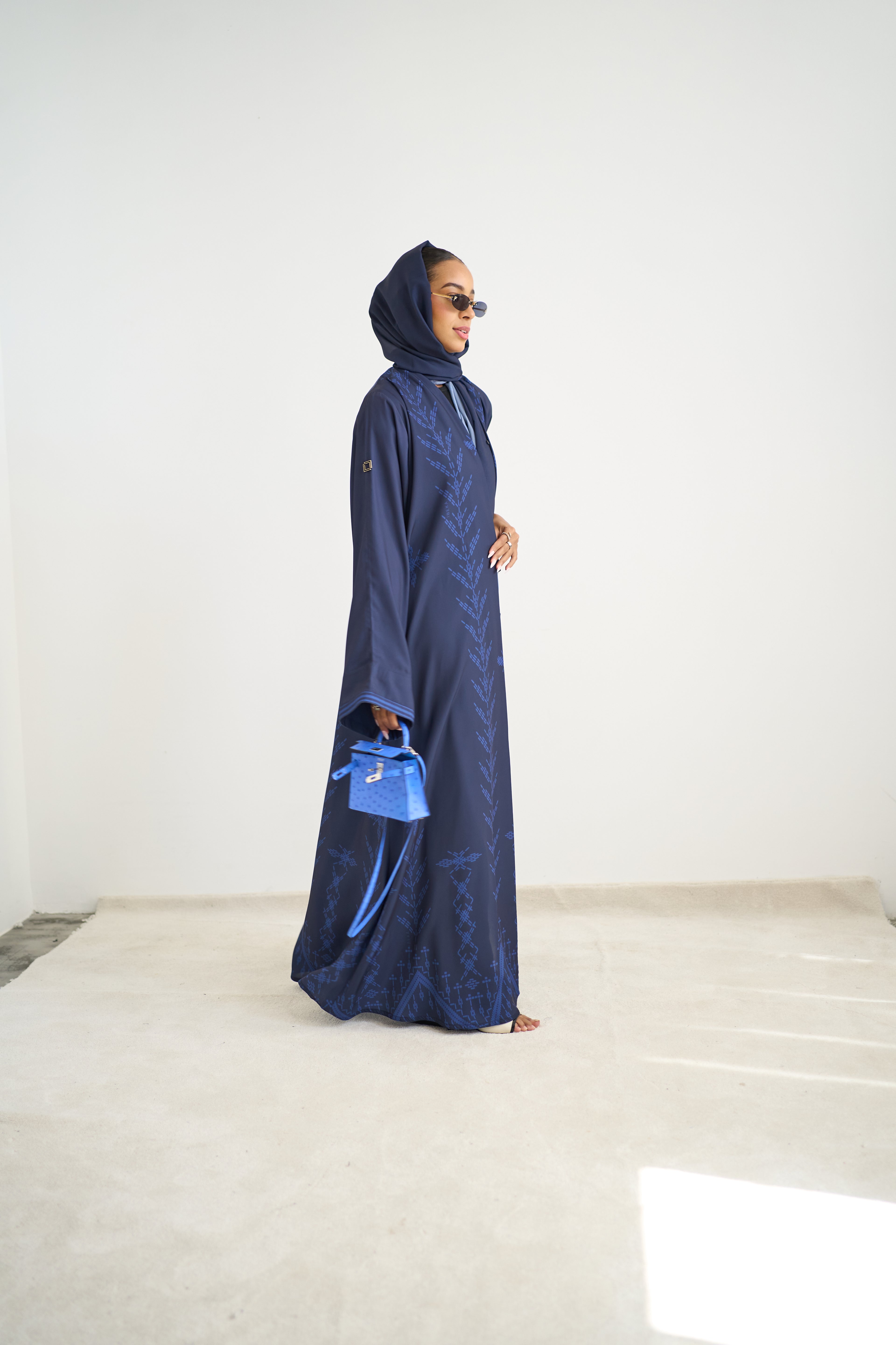 B332