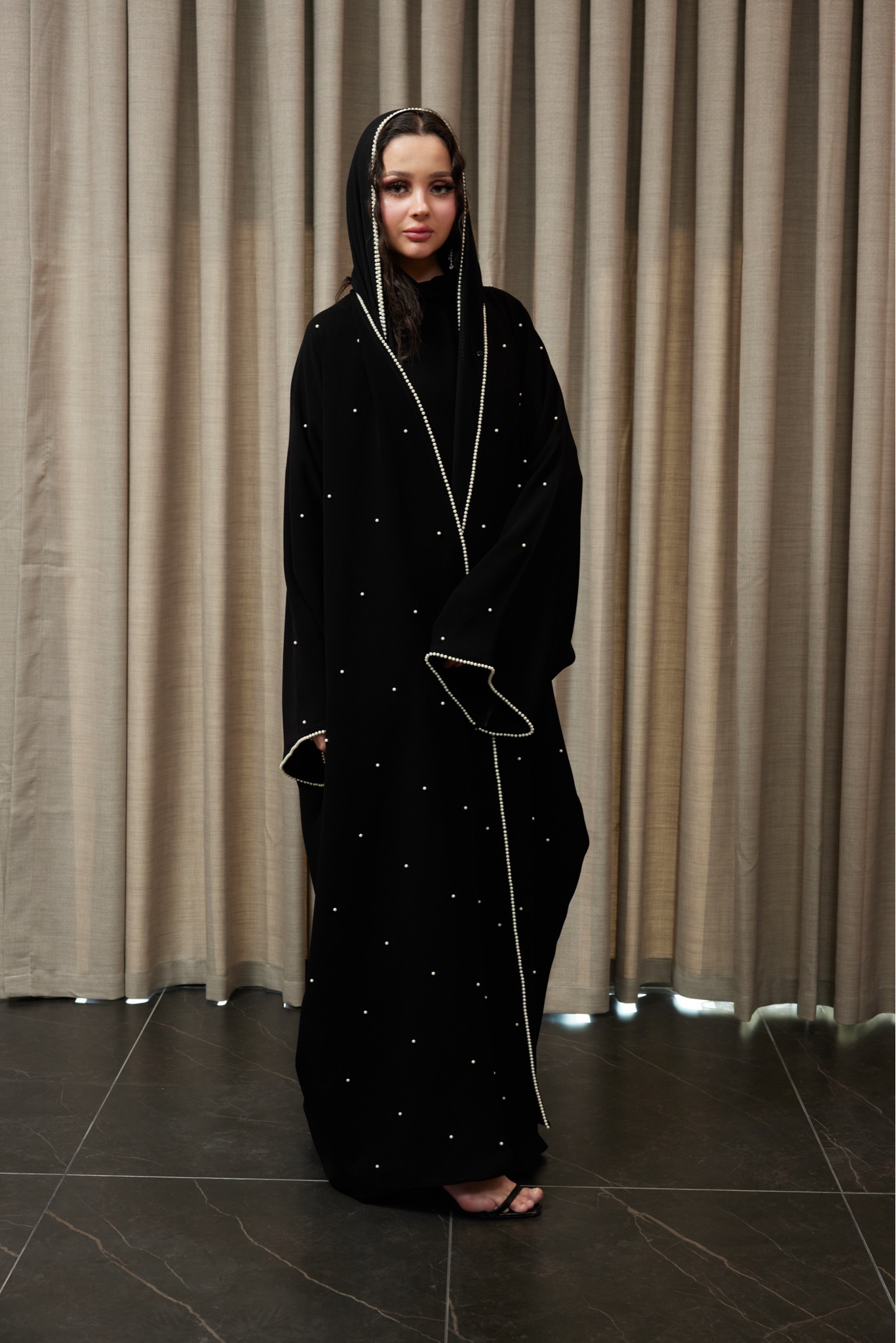Pearls Abaya